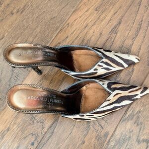 Couture Donald J. Pliner Women's Heels